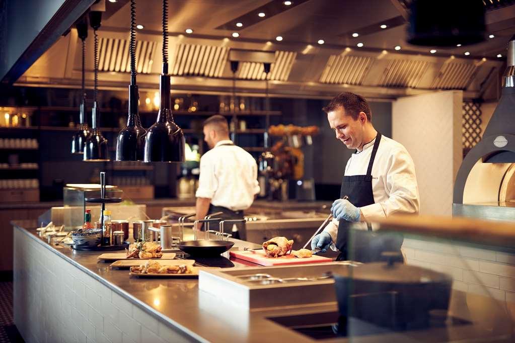 Van Der Valk Hotel Melle - Osnabrueck レストラン 写真