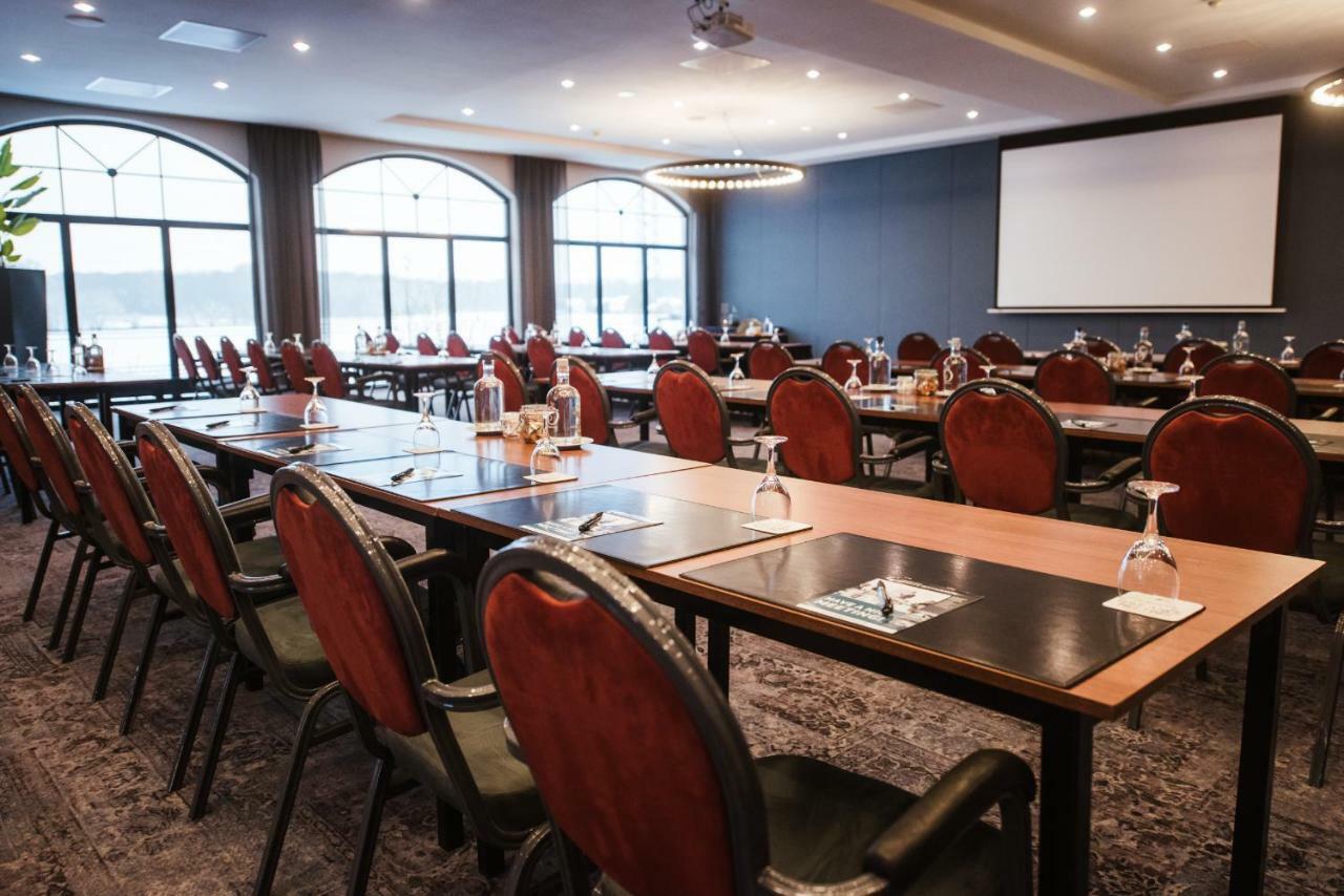 Van Der Valk Hotel Melle - Osnabrueck エクステリア 写真
