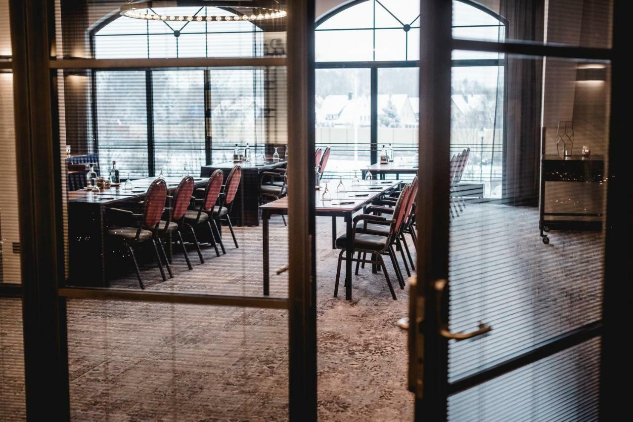 Van Der Valk Hotel Melle - Osnabrueck エクステリア 写真